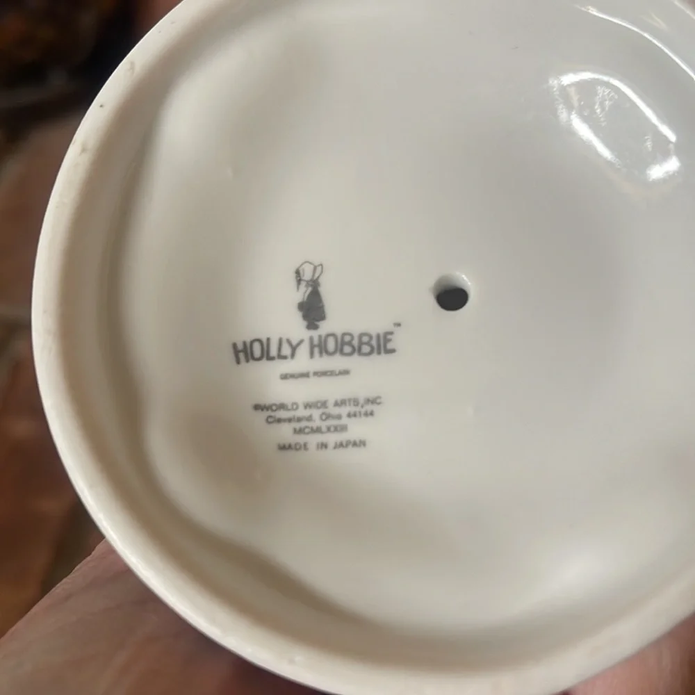 Vtg 1973 Holly Hobbie Porcelain Toothbrush Holder